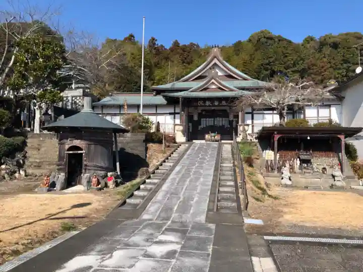 應声教院の本殿・本堂