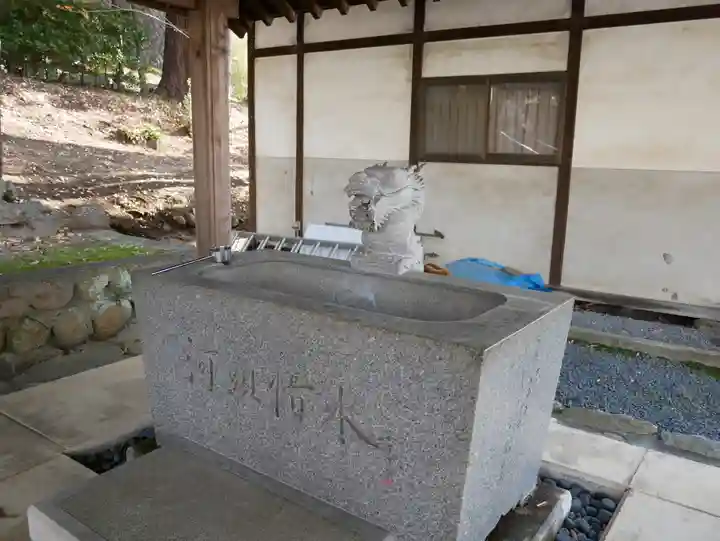頼岳寺の手水舎