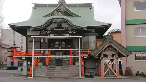 本龍寺の本殿