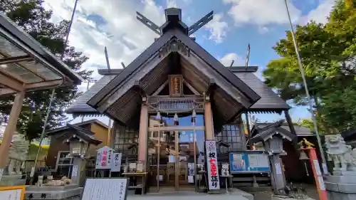 森三吉神社の本殿