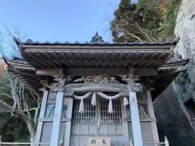 諏訪神社の本殿・本堂