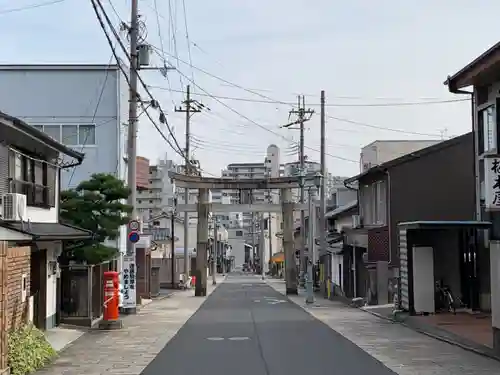 長等神社の鳥居