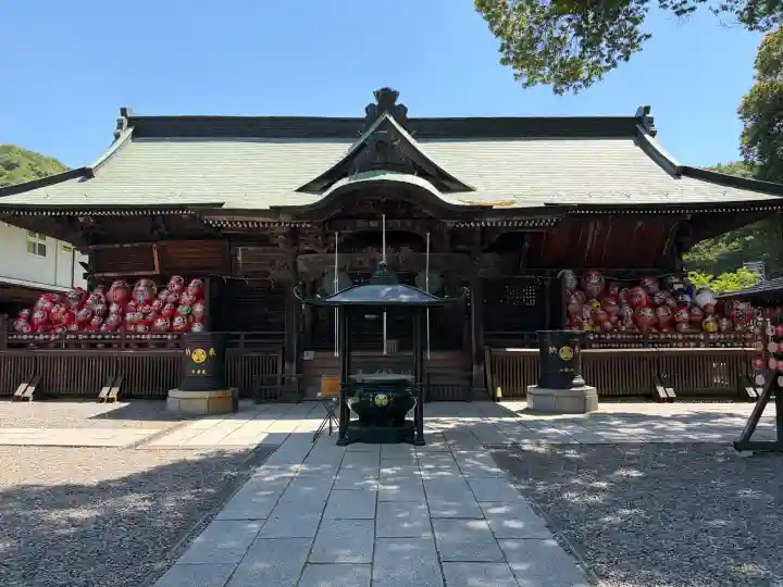 達磨寺の{uncategorized: "未分類", other: "その他", undefined: "問題あり", building: "その他建物", grave: "お墓", sacred_gate: "鳥居", guardian: "狛犬", statue: "像", buddha: "仏像", history: "歴史", nature: "自然", garden: "庭園", animal: "動物", pagoda: "塔", temizu: "手水舎", mountain_gate: "山門・神門", sanctuary: "本殿・本堂", subordinate: "末社・摂社", art: "芸術", scenery: "景色", jizo: "地蔵", ema: "絵馬", goshuin: "御朱印", omikuji: "おみくじ", items: "授与品その他", amulet: "お守り", goshuincho: "御朱印帳", eats: "食事", festival: "お祭り", votive_dance: "神楽", shichigosan: "七五三参", wedding: "結婚式", experience: "体験その他", initially: "初詣", around: "周辺", anti_infection: "感染症対策"}