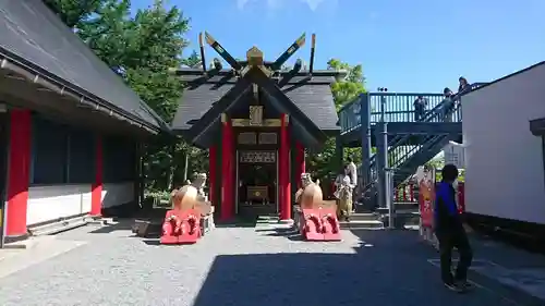 冨士山小御嶽神社の末社・摂社