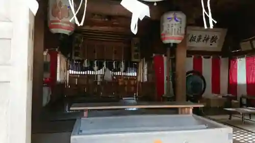 七座神社の本殿