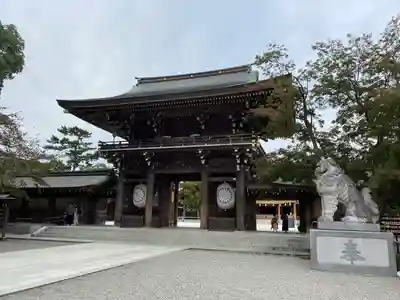 寒川神社の山門・神門