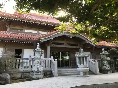 安国寺の本殿・本堂