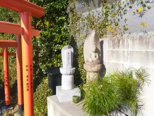 荒熊神社の仏像