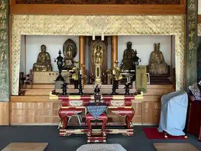 小松寺の{uncategorized: "未分類", other: "その他", undefined: "問題あり", building: "その他建物", grave: "お墓", sacred_gate: "鳥居", guardian: "狛犬", statue: "像", buddha: "仏像", history: "歴史", nature: "自然", garden: "庭園", animal: "動物", pagoda: "塔", temizu: "手水舎", mountain_gate: "山門・神門", sanctuary: "本殿・本堂", subordinate: "末社・摂社", art: "芸術", scenery: "景色", jizo: "地蔵", ema: "絵馬", goshuin: "御朱印", omikuji: "おみくじ", items: "授与品その他", amulet: "お守り", goshuincho: "御朱印帳", eats: "食事", festival: "お祭り", votive_dance: "神楽", shichigosan: "七五三参", wedding: "結婚式", experience: "体験その他", initially: "初詣", around: "周辺", anti_infection: "感染症対策"}