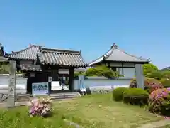 川原寺跡（弘福寺）の山門