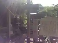 白蛇辨財天の鳥居