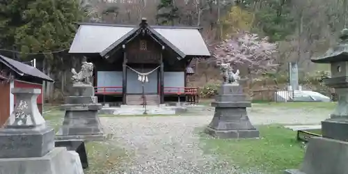 上砂川神社の本殿