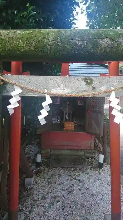 本宗稲荷神社の鳥居