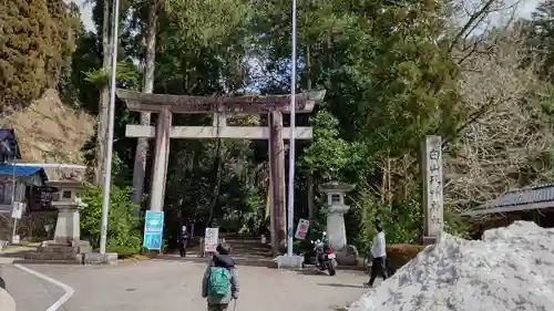 白山比咩神社の鳥居