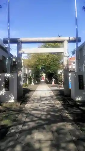 池袋氷川神社の鳥居