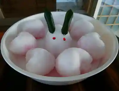 彌彦神社　(伊夜日子神社)の像