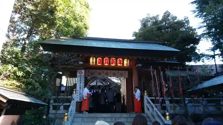 東京大神宮の山門・神門
