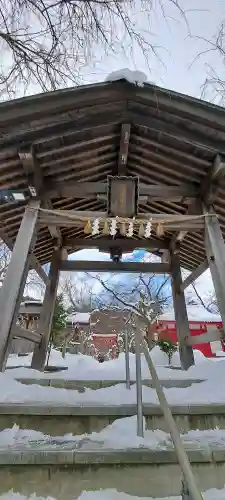 榊山稲荷神社の{uncategorized: "未分類", other: "その他", undefined: "問題あり", building: "その他建物", grave: "お墓", sacred_gate: "鳥居", guardian: "狛犬", statue: "像", buddha: "仏像", history: "歴史", nature: "自然", garden: "庭園", animal: "動物", pagoda: "塔", temizu: "手水舎", mountain_gate: "山門・神門", sanctuary: "本殿・本堂", subordinate: "末社・摂社", art: "芸術", scenery: "景色", jizo: "地蔵", ema: "絵馬", goshuin: "御朱印", omikuji: "おみくじ", items: "授与品その他", amulet: "お守り", goshuincho: "御朱印帳", eats: "食事", festival: "お祭り", votive_dance: "神楽", shichigosan: "七五三参", wedding: "結婚式", experience: "体験その他", initially: "初詣", around: "周辺", anti_infection: "感染症対策"}