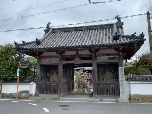 穴太寺の山門・神門