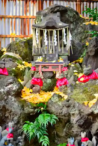 飛木稲荷神社の末社・摂社