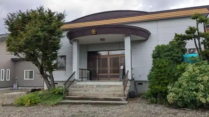 北泉岳寺の本殿・本堂