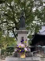 斑鳩寺の像