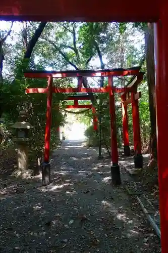 磐手杜神社の鳥居