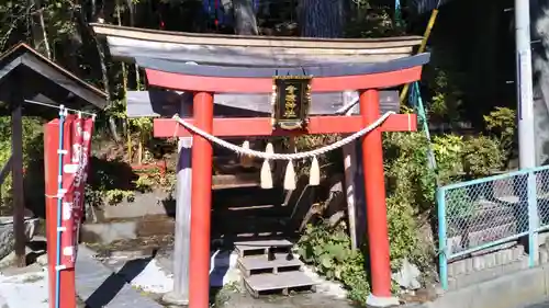 青猿神社の鳥居