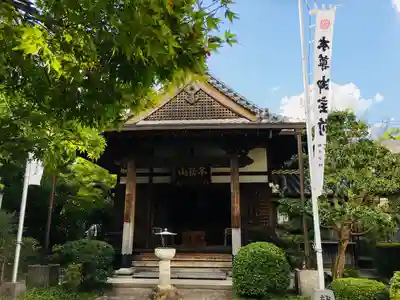 大学院の本殿・本堂