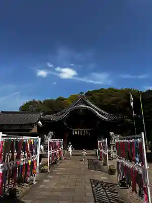 東海市熊野神社の{uncategorized: "未分類", other: "その他", undefined: "問題あり", building: "その他建物", grave: "お墓", sacred_gate: "鳥居", guardian: "狛犬", statue: "像", buddha: "仏像", history: "歴史", nature: "自然", garden: "庭園", animal: "動物", pagoda: "塔", temizu: "手水舎", mountain_gate: "山門・神門", sanctuary: "本殿・本堂", subordinate: "末社・摂社", art: "芸術", scenery: "景色", jizo: "地蔵", ema: "絵馬", goshuin: "御朱印", omikuji: "おみくじ", items: "授与品その他", amulet: "お守り", goshuincho: "御朱印帳", eats: "食事", festival: "お祭り", votive_dance: "神楽", shichigosan: "七五三参", wedding: "結婚式", experience: "体験その他", initially: "初詣", around: "周辺", anti_infection: "感染症対策"}