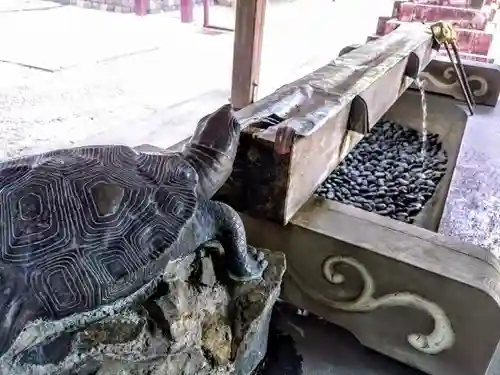 船津神社の手水舎