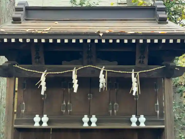 天沼八幡神社の末社・摂社
