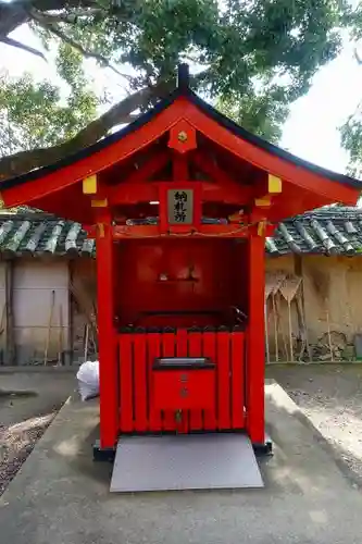 片埜神社の末社