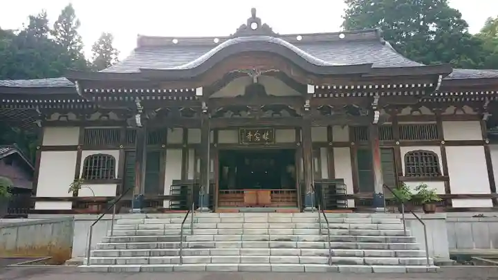林泉寺の本殿・本堂