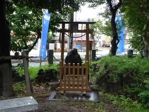 嶺白山神社の末社