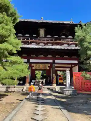 萬福寺の山門・神門