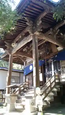 極楽寺の本殿・本堂