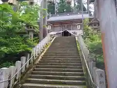 須波阿湏疑神社の建物その他