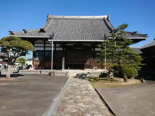 満光寺の本殿・本堂