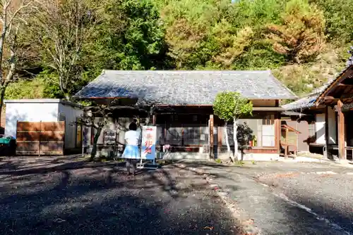 吉祥寺の本殿