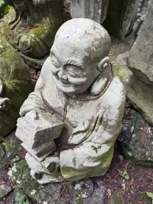 東堂山 満福寺(昭和羅漢)の像