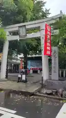 矢先稲荷神社の鳥居