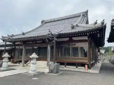 林照寺の{uncategorized: "未分類", other: "その他", undefined: "問題あり", building: "その他建物", grave: "お墓", sacred_gate: "鳥居", guardian: "狛犬", statue: "像", buddha: "仏像", history: "歴史", nature: "自然", garden: "庭園", animal: "動物", pagoda: "塔", temizu: "手水舎", mountain_gate: "山門・神門", sanctuary: "本殿・本堂", subordinate: "末社・摂社", art: "芸術", scenery: "景色", jizo: "地蔵", ema: "絵馬", goshuin: "御朱印", omikuji: "おみくじ", items: "授与品その他", amulet: "お守り", goshuincho: "御朱印帳", eats: "食事", festival: "お祭り", votive_dance: "神楽", shichigosan: "七五三参", wedding: "結婚式", experience: "体験その他", initially: "初詣", around: "周辺", anti_infection: "感染症対策"}