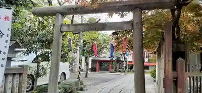 くまくま神社(導きの社 熊野町熊野神社)の鳥居