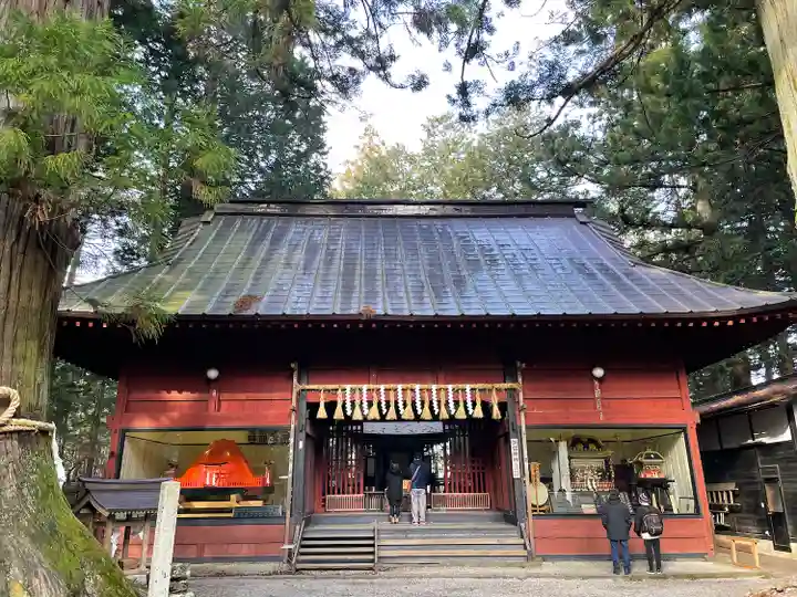 諏訪神社の本殿・本堂
