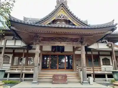 萬福寺の本殿・本堂