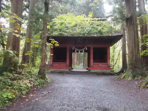 戸隠神社奥社の山門・神門