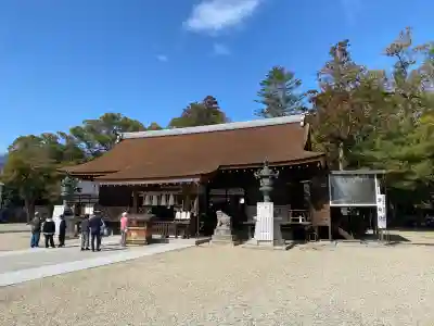 伊弉諾神宮の{uncategorized: "未分類", other: "その他", undefined: "問題あり", building: "その他建物", grave: "お墓", sacred_gate: "鳥居", guardian: "狛犬", statue: "像", buddha: "仏像", history: "歴史", nature: "自然", garden: "庭園", animal: "動物", pagoda: "塔", temizu: "手水舎", mountain_gate: "山門・神門", sanctuary: "本殿・本堂", subordinate: "末社・摂社", art: "芸術", scenery: "景色", jizo: "地蔵", ema: "絵馬", goshuin: "御朱印", omikuji: "おみくじ", items: "授与品その他", amulet: "お守り", goshuincho: "御朱印帳", eats: "食事", festival: "お祭り", votive_dance: "神楽", shichigosan: "七五三参", wedding: "結婚式", experience: "体験その他", initially: "初詣", around: "周辺", anti_infection: "感染症対策"}