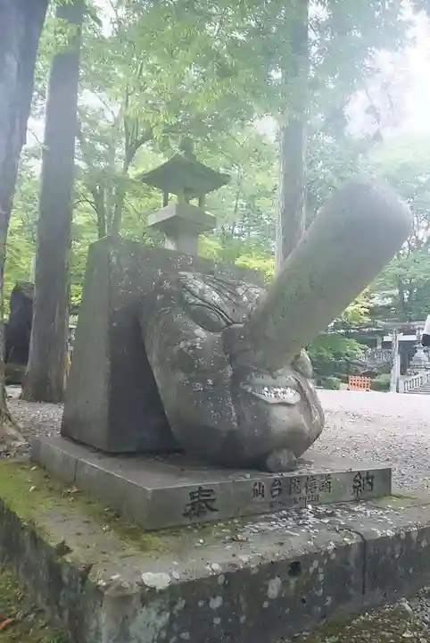 古峯神社の像