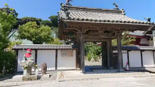 龍雲寺の山門・神門